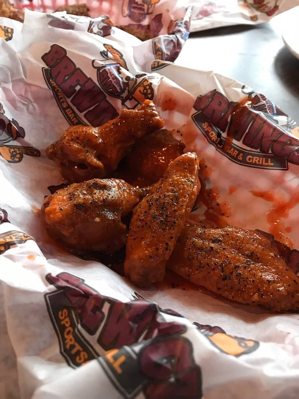 BreWingZ Restaurant and Bar | restaurant | 13816a Northwest Fwy, Houston, TX 77040, USA | 7133299464 OR +1 713-329-9464