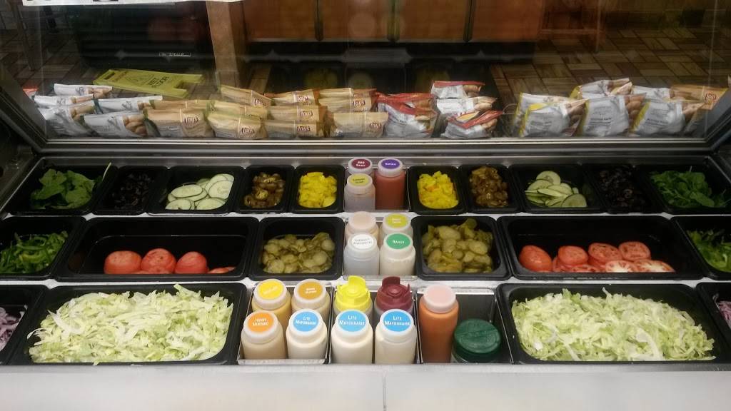 Subway Restaurants | restaurant | 6005 SE US Highway 301, Miller Market Sq Suite 103, Hawthorne, FL 32640, USA | 3524815900 OR +1 352-481-5900