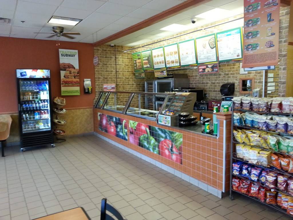 Subway | restaurant | 1856-1866 Boulevard des Sources Suite A & B, Pointe-Claire, QC H9R 5B1, Canada | 5146970096 OR +1 514-697-0096