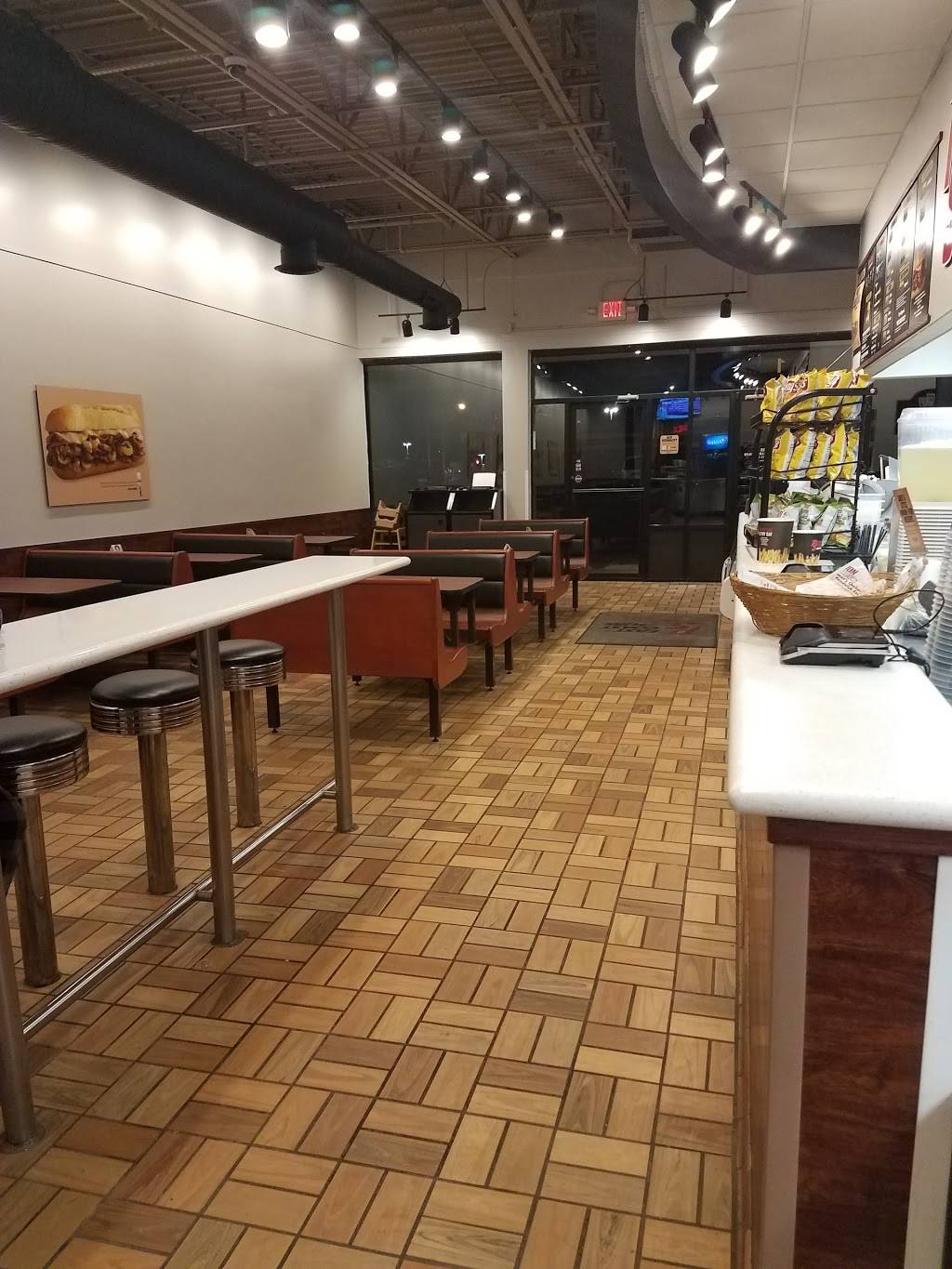 Penn Station East Coast Subs | meal takeaway | 5026 Delhi Pike, Cincinnati, OH 45238, USA | 5134512820 OR +1 513-451-2820