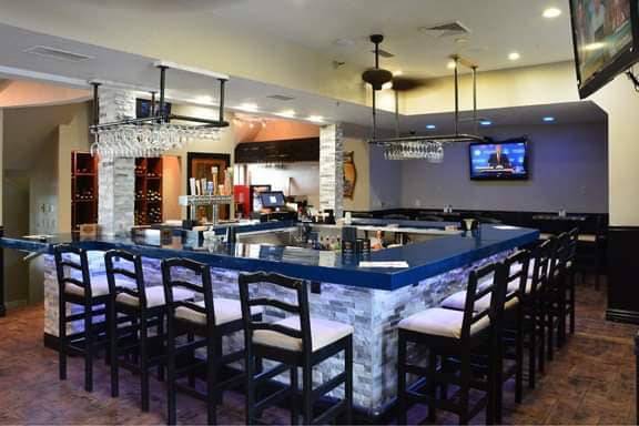 Bend Grill & Bar | restaurant | 1622 Horseshoe Bend Pkwy, Lake Ozark, MO 65049, USA | 5736931553 OR +1 573-693-1553