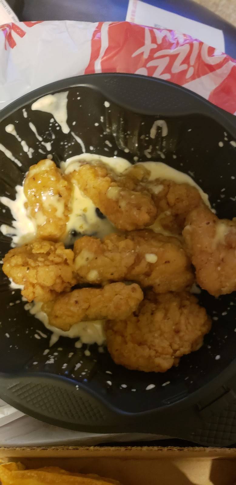 Pizza Hut | restaurant | 2221 Charleston Hwy, Cayce, SC 29033, USA | 8037944440 OR +1 803-794-4440