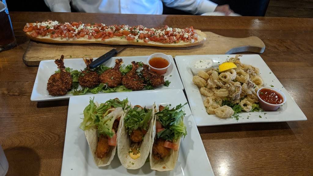 Frescos Euro Grille | restaurant | Ridley Heights Plaza, 100 4th Avenue Louth, St. Catharines, ON L2S 3P3, Canada | 9056878088 OR +1 905-687-8088