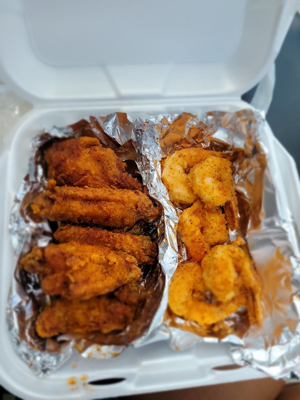 The Black Chef Eatery | restaurant | 1821 E 7th Ave, Tampa, FL 33605, USA | 8135305363 OR +1 813-530-5363