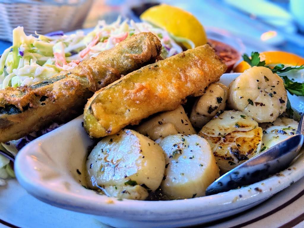 Barbaras Fishtrap | restaurant | 281 Capistrano Rd, Half Moon Bay, CA 94019, USA | 6507287049 OR +1 650-728-7049