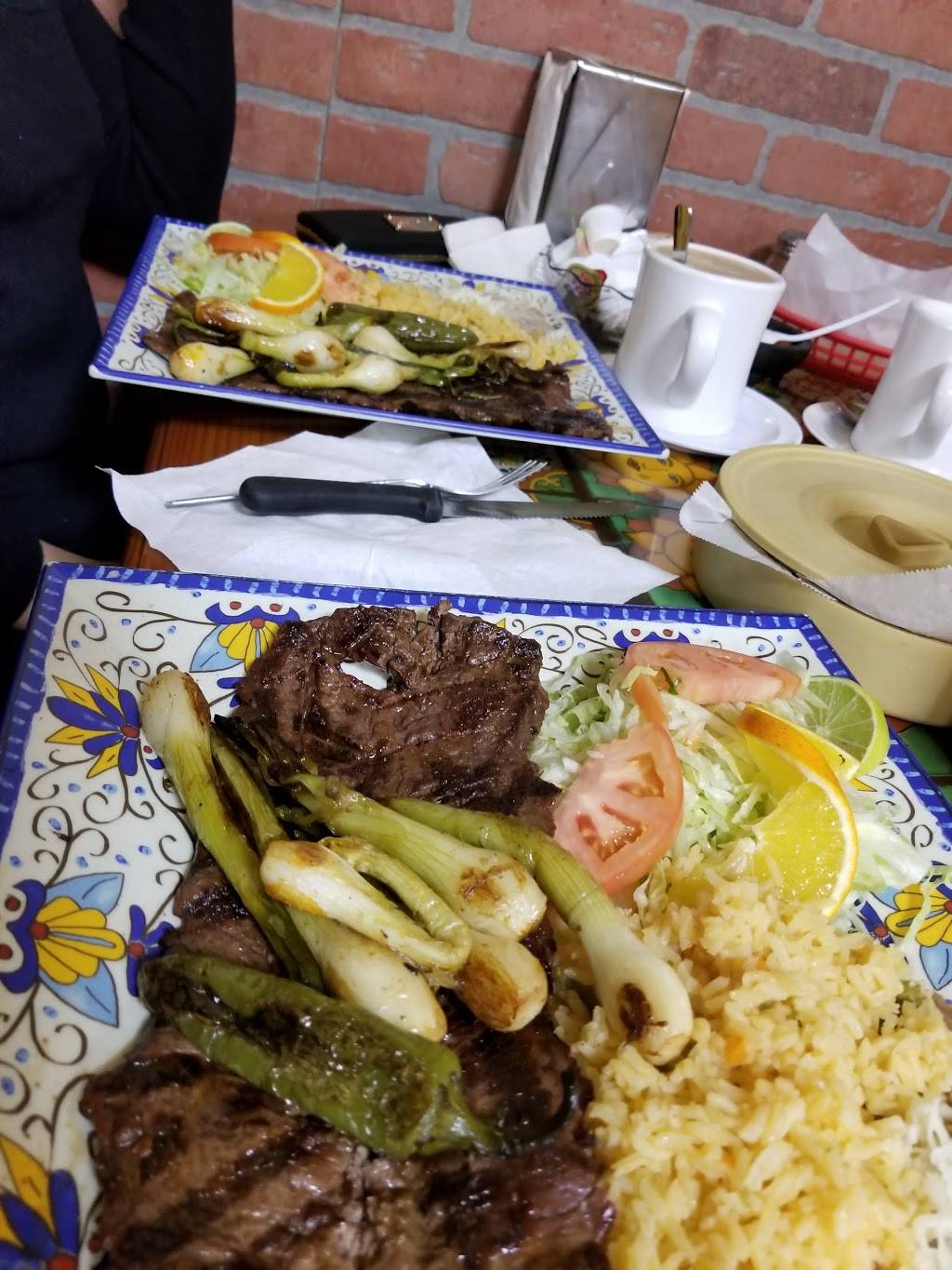 Taqueria San Juanito | restaurant | 4714 N Kedzie Ave, Chicago, IL 60625, USA | 7735830304 OR +1 773-583-0304