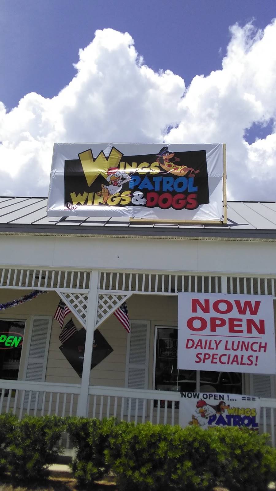 Wings Patrol | restaurant | Mall, 1441 Tamiami Trail Unit 591, Port Charlotte, FL 33948, USA | 9412005939 OR +1 941-200-5939