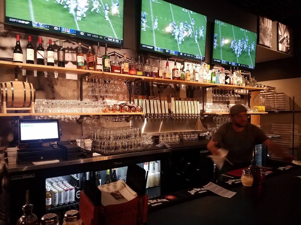 Martin City Brewing Company Pizza & Taproom - Lees Summit | restaurant | 354 SW Blue Pkwy, Lees Summit, MO 64063, USA | 8164345100 OR +1 816-434-5100