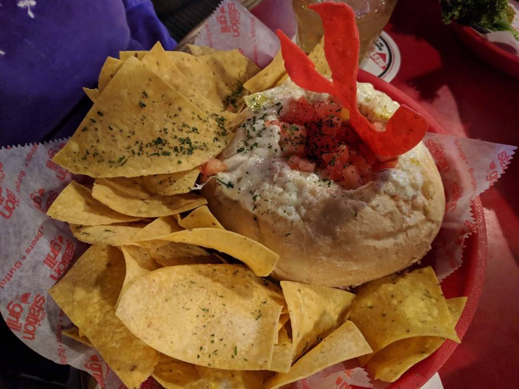 The Station Grill | restaurant | 910 W Broadway Ave, Muskegon, MI 49441, USA | 2317590633 OR +1 231-759-0633