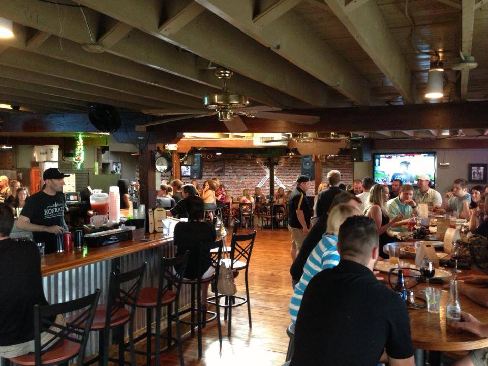 Konrads Kitchen and Tap House | restaurant | 302 SW Main St, Lees Summit, MO 64063, USA | 8165251871 OR +1 816-525-1871