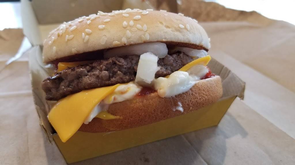 McDonalds | cafe | 9870 US-301, Riverview, FL 33569, USA | 8136776556 OR +1 813-677-6556