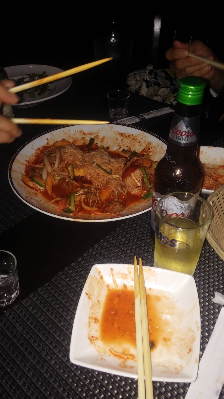 Damoim | restaurant | 7106 VA-244, Annandale, VA 22003, USA | 7033543211 OR +1 703-354-3211