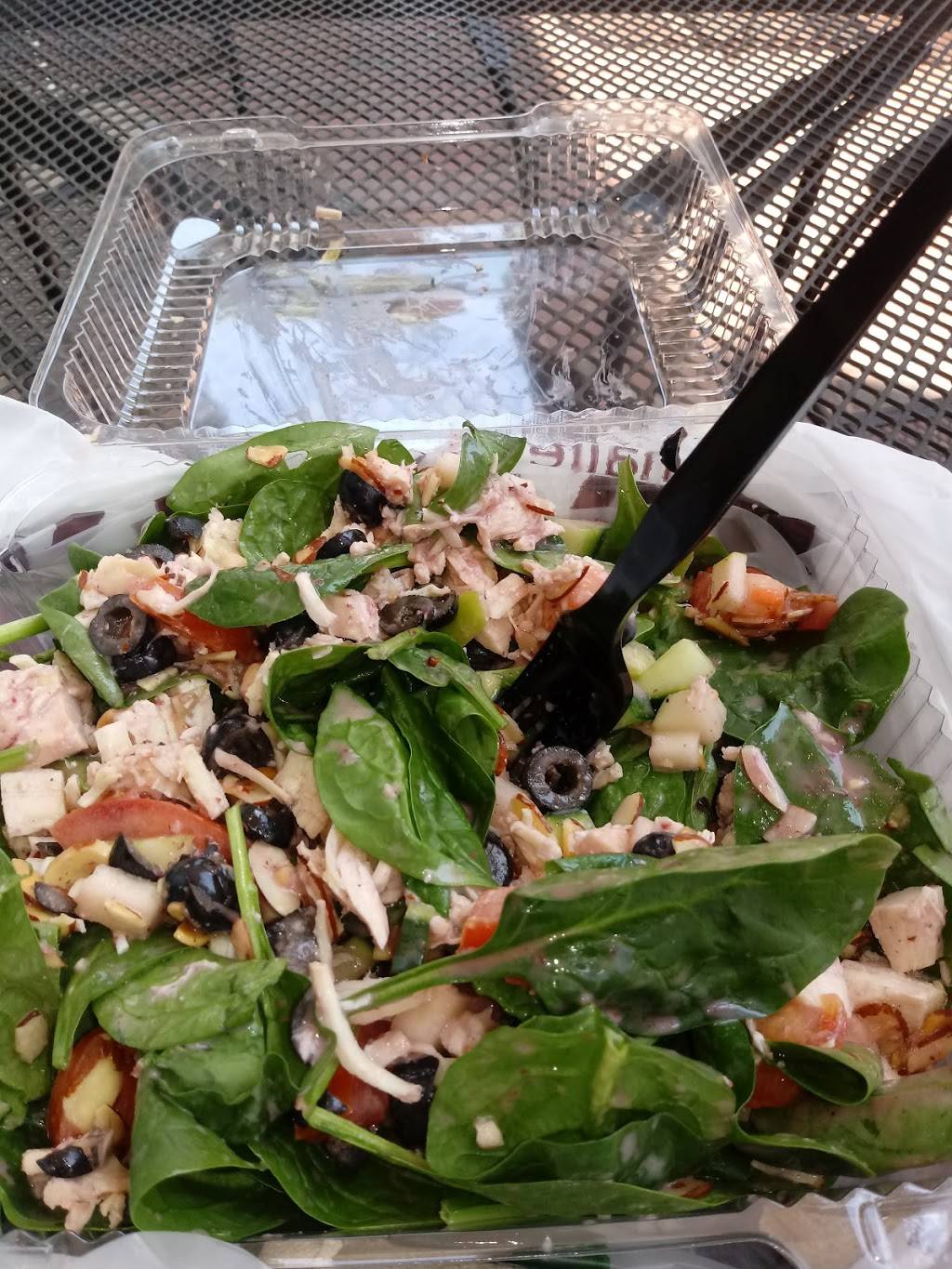 Nalley Fresh | restaurant | 120 E Baltimore St, Baltimore, MD 21202, USA | 4432200282 OR +1 443-220-0282