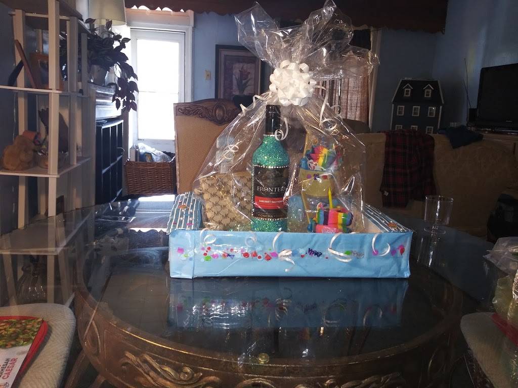 Lucky Garden Restaurant | restaurant | 6201 Elmwood Ave, Philadelphia, PA 19142, USA | 2157243707 OR +1 215-724-3707