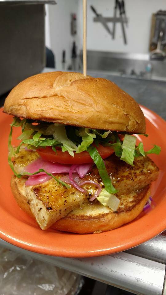 Craig Millers Field House Sports Bar and Restaurant | restaurant | 7958 Via Dellagio Way #100, Orlando, FL 32819, USA | 4072483474 OR +1 407-248-3474