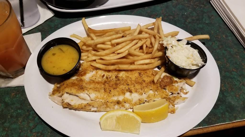 JTs Porch Saloon & Eatery | restaurant | 665 W Roosevelt Rd, Lombard, IL 60148, USA | 6309329596 OR +1 630-932-9596