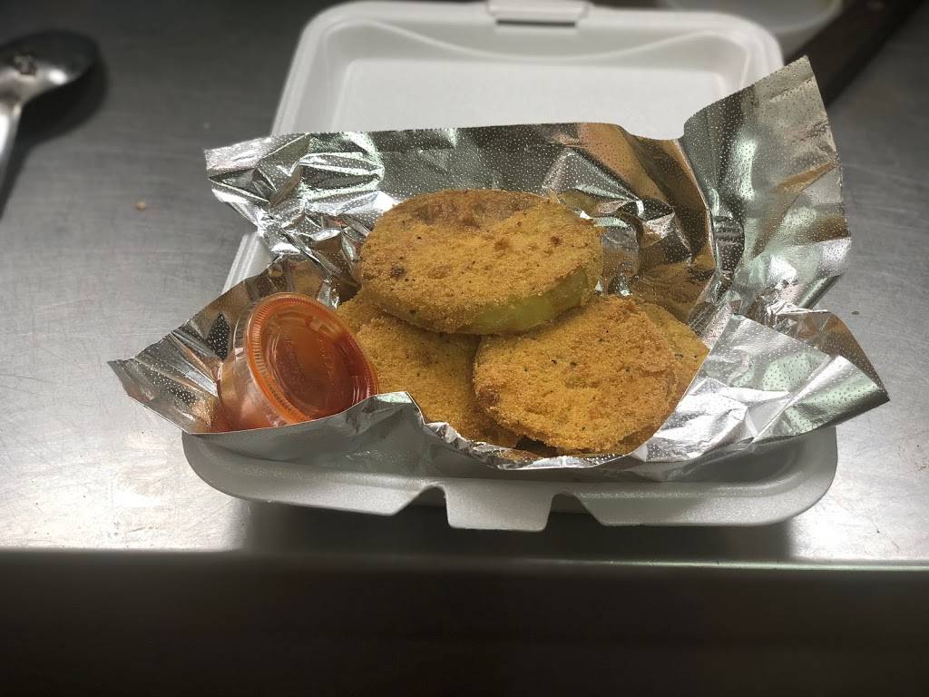 Pyramid Soul Food & Grill | restaurant | 2142 Lee Rd, Cleveland Heights, OH 44118, USA | 2162851607 OR +1 216-285-1607