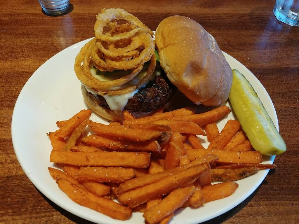 1847 Bar & Grill | restaurant | 505 Mullins Dr, Lebanon, OR 97355, USA | 5414511847 OR +1 541-451-1847