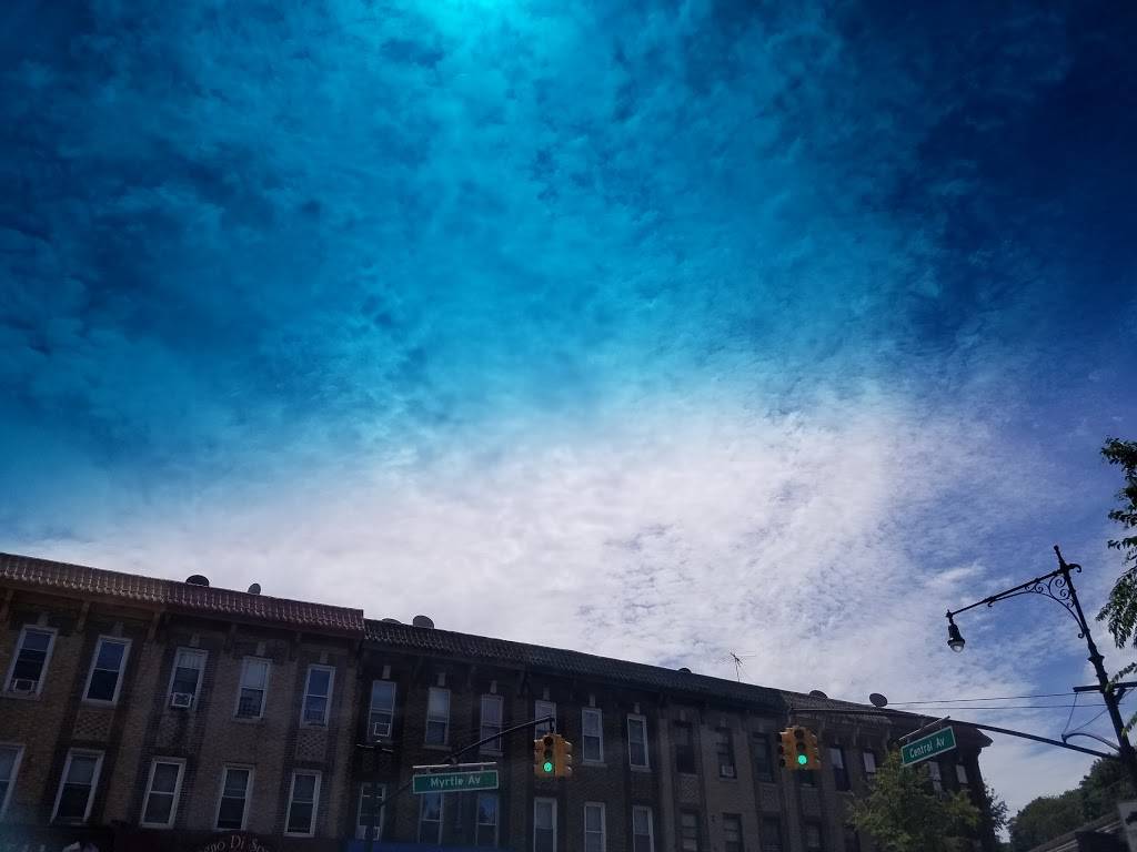 Double | restaurant | 61-10 Myrtle Ave, Ridgewood, NY 11385, USA | 7183263661 OR +1 718-326-3661