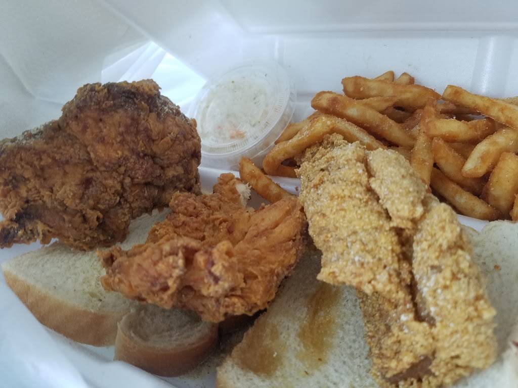 Hook | restaurant | 1127 W Broadway Ave #2505, Minneapolis, MN 55411, USA | 6125213333 OR +1 612-521-3333