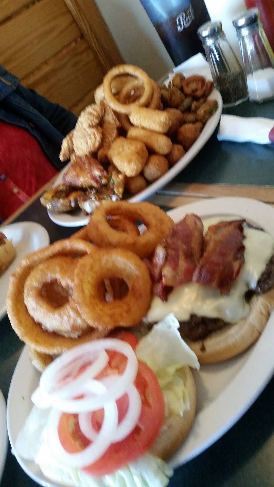 Sandridge Diner | restaurant | 578 Sand Ridge Rd #1, Hubert, NC 28539, USA | 9103257596 OR +1 910-325-7596