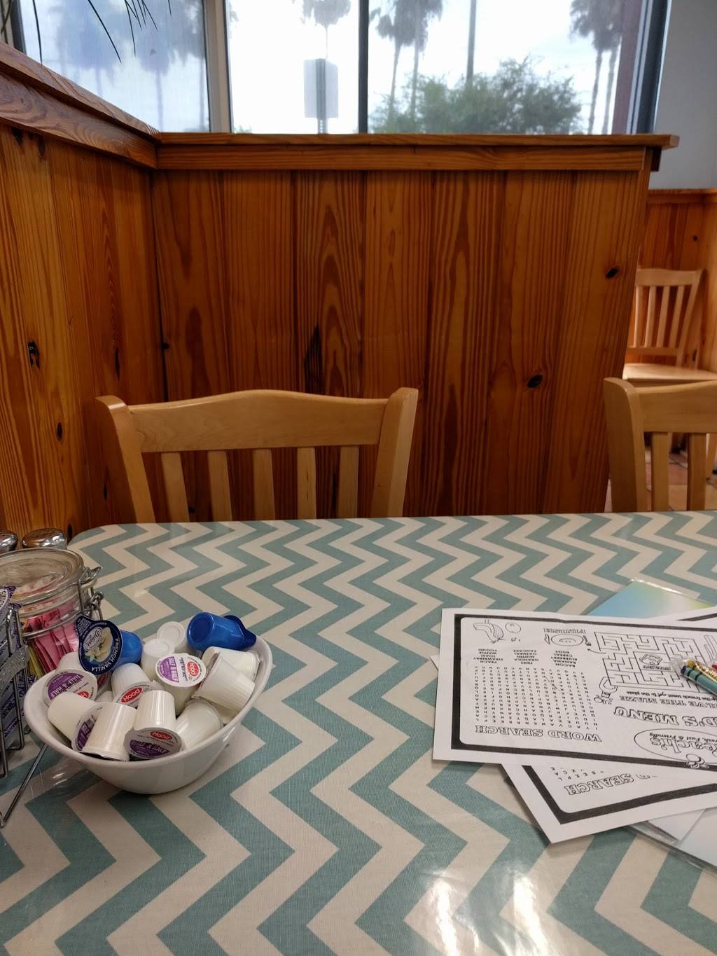 Peachs Restaurant - Ellenton | restaurant | 2207 60th Ave E, Ellenton, FL 34222, USA | 9417217838 OR +1 941-721-7838