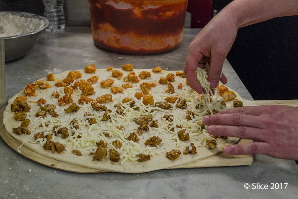 Martiniellos Pizzeria III | restaurant | 89-01 101st Ave, Ozone Park, NY 11416, USA | 7188453333 OR +1 718-845-3333