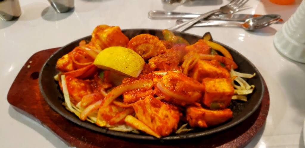 Tandoori Flame | restaurant | 4302 S East St, Indianapolis, IN 46227, USA | 3177551932 OR +1 317-755-1932