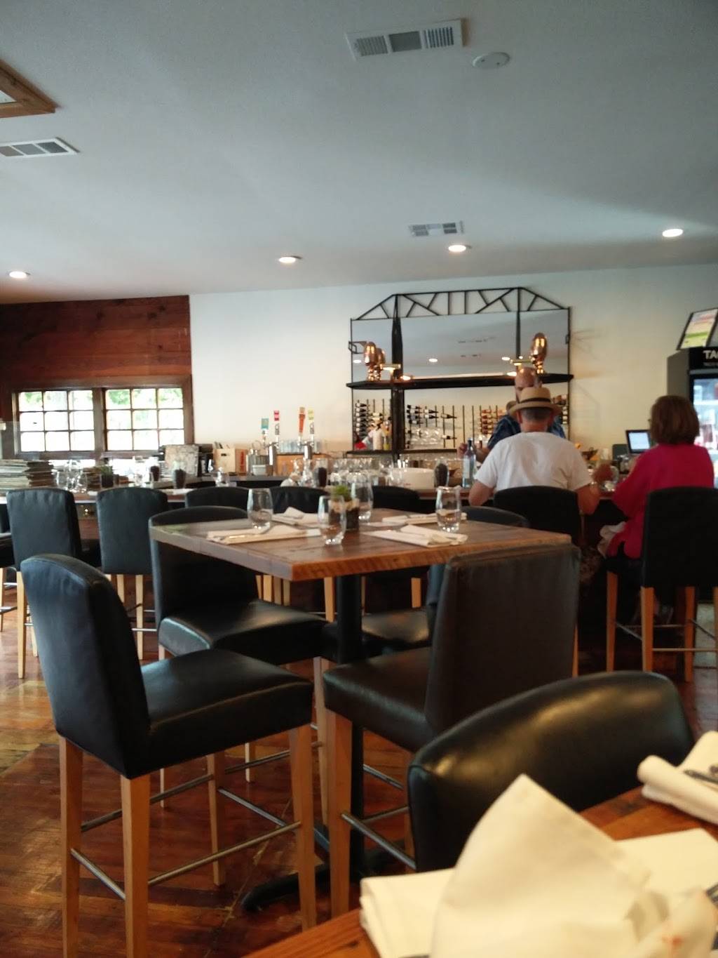 Taco y Vino | restaurant | 213 W Eighth St, Dallas, TX 75208, USA | 4693720022 OR +1 469-372-0022