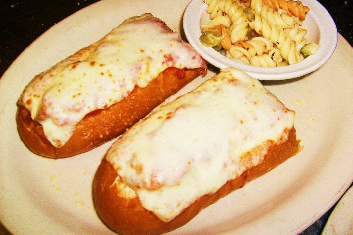 Floridinos Pizza & Pasta | meal takeaway | 50 E Guadalupe Rd #107, Gilbert, AZ 85234, USA | 4805391079 OR +1 480-539-1079