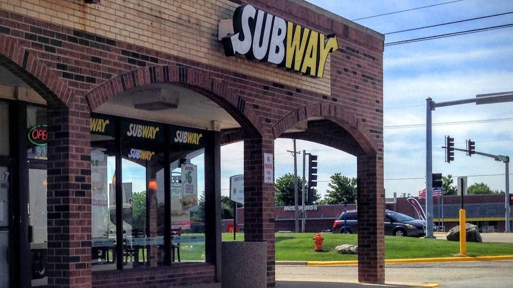 Subway Restaurants | restaurant | 931 W 75th St Unit 103 Hobson Plaza Shopping Ctr, Naperville, IL 60540, USA | 6309830755 OR +1 630-983-0755