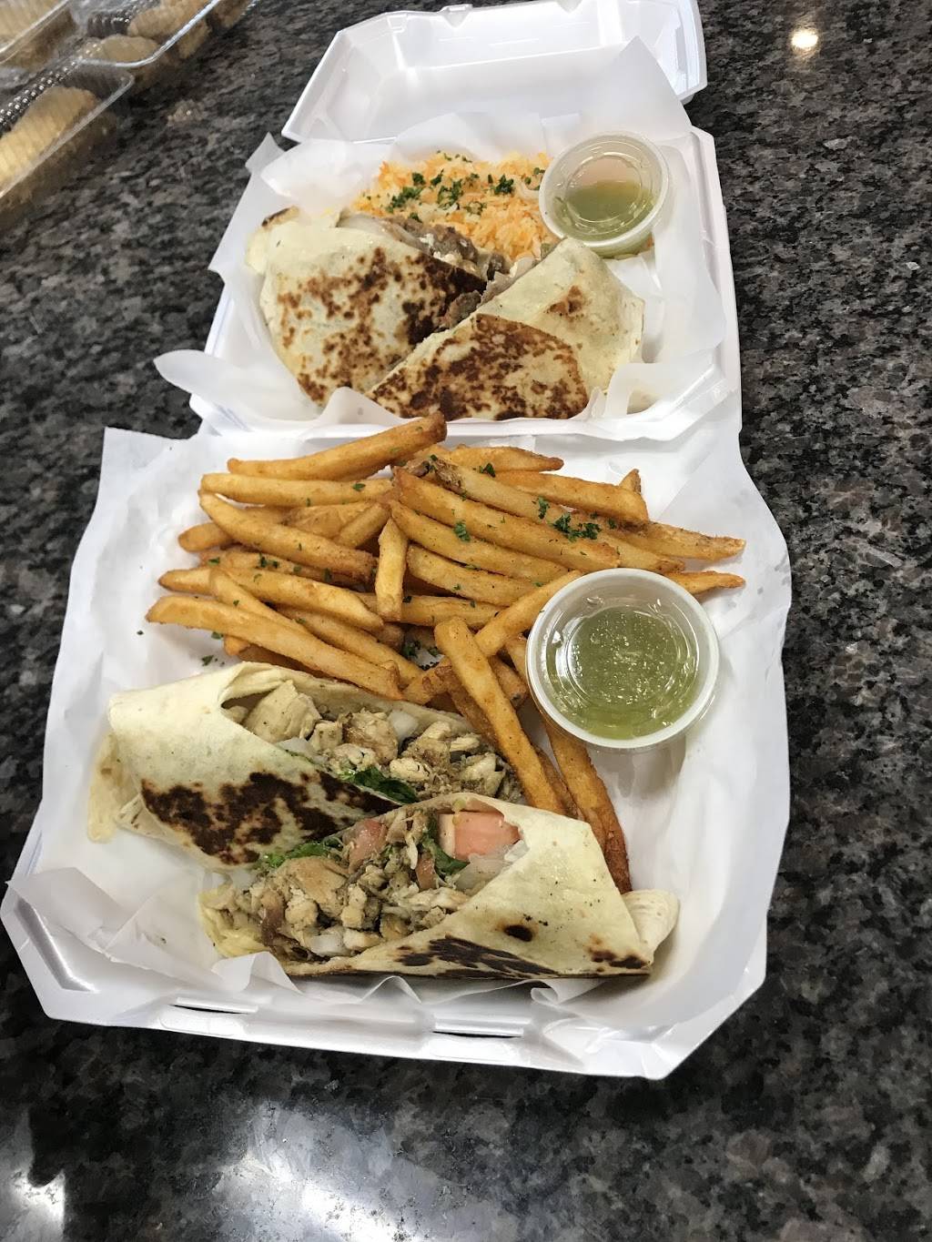 Pita Levant | restaurant | 6125 University Dr NW Suite B18, Huntsville, AL 35806, USA | 2565852444 OR +1 256-585-2444