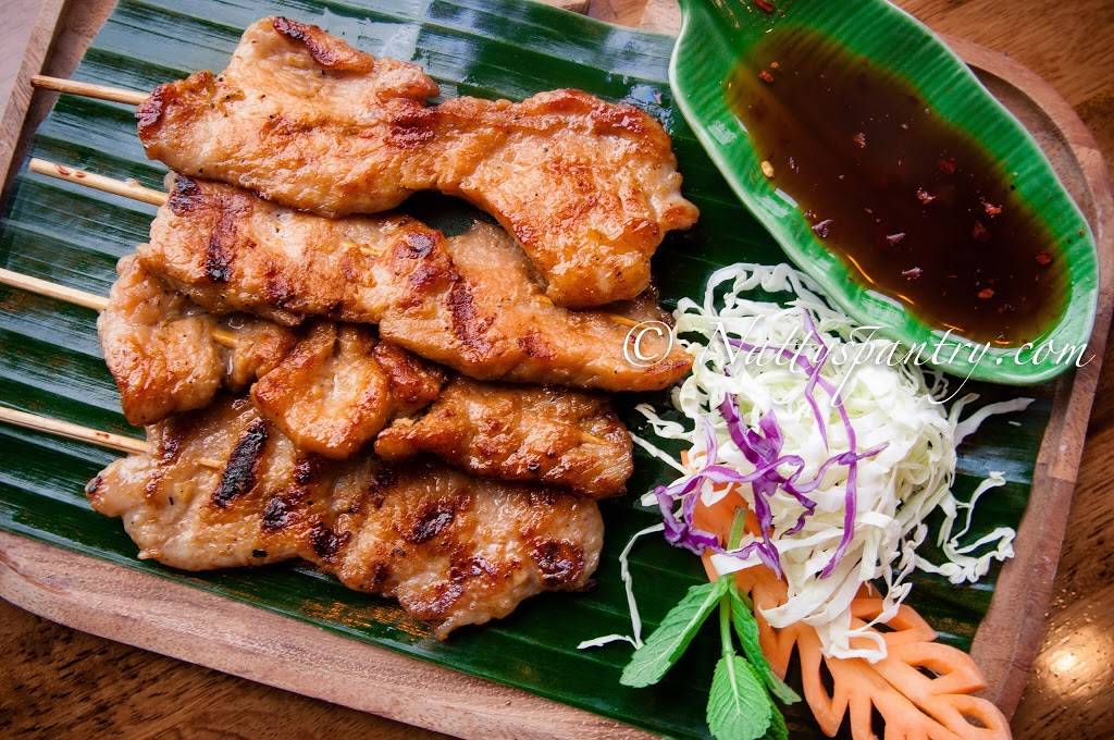 Kinnaree Thai Kitchen | restaurant | 2415 N Ashland Ave, Chicago, IL 60614, USA | 7736665455 OR +1 773-666-5455