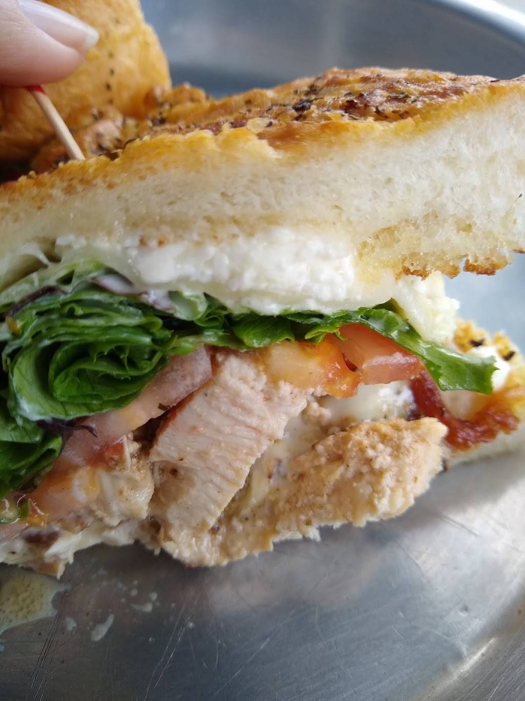 Brown Dog Deli | restaurant | 225 Calhoun St, Charleston, SC 29401, USA | 8437230506 OR +1 843-723-0506