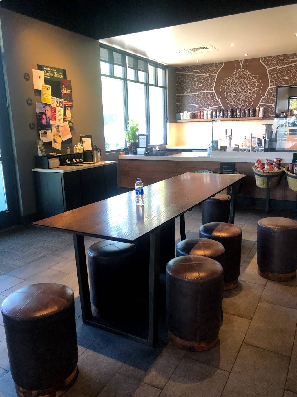 Starbucks | cafe | 13781 Mono Way, Sonora, CA 95370, USA | 2095338831 OR +1 209-533-8831