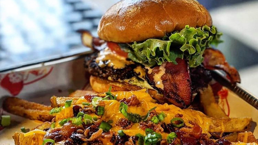 Carolina Jax | restaurant | 2548 Oak St, Jacksonville, FL 32204, USA | 9042401980 OR +1 904-240-1980