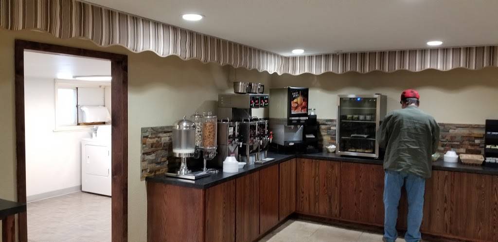 CB3 Burgers & Brews | restaurant | 9 3rd Ave NW, Rochester, MN 55901, USA | 5073611910 OR +1 507-361-1910