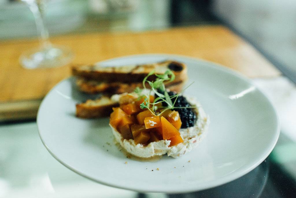 Magnolia | restaurant | 2600 Rue William-Tremblay#120, Montréal, QC H1Y 3J2, Canada | 5145435300 OR +1 514-543-5300