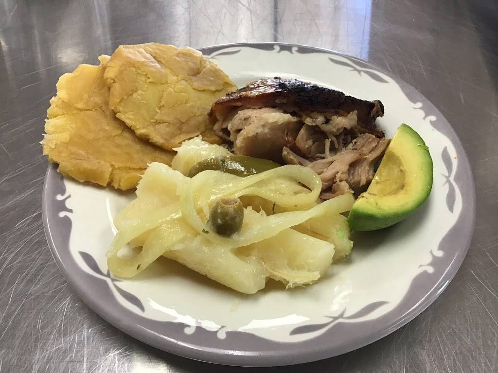 El Gustazo Puerto Rican Restaurant | restaurant | 3505 Spring St, Racine, WI 53405, USA | 2624564881 OR +1 262-456-4881