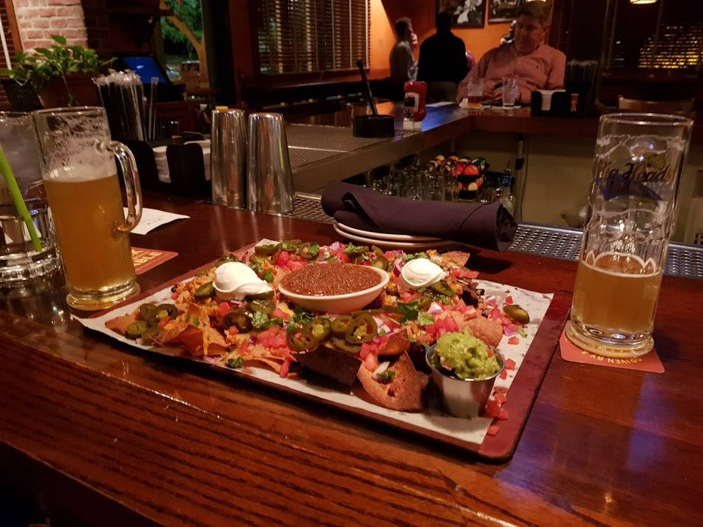 Seven Bridges Grille & Brewery | restaurant | 9735 Gate Pkwy N, Jacksonville, FL 32246, USA | 9049971999 OR +1 904-997-1999