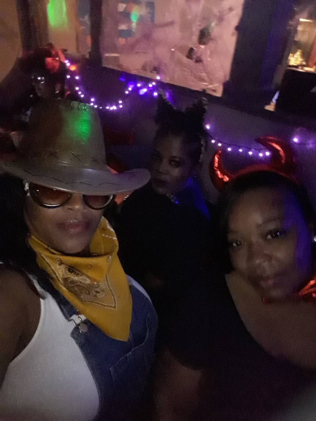 ALLSTARS Sports Bar & Grill | restaurant | 151-199 East E Street, Anniston, AL 36201, USA | 2564193606 OR +1 256-419-3606