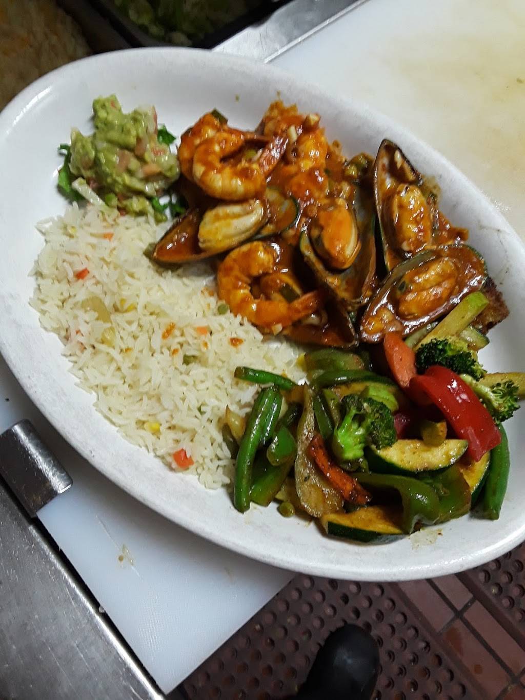 El Patio Mexican Grill | restaurant | 13001 Stockdale Hwy, Bakersfield, CA 93314, USA | 6615876280 OR +1 661-587-6280