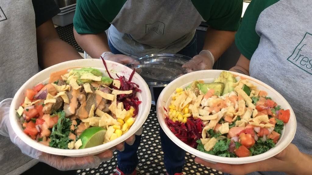 Freshii | restaurant | 85 Hanna Ave #104a, Toronto, ON M6K 3S3, Canada | 4165160100 OR +1 416-516-0100