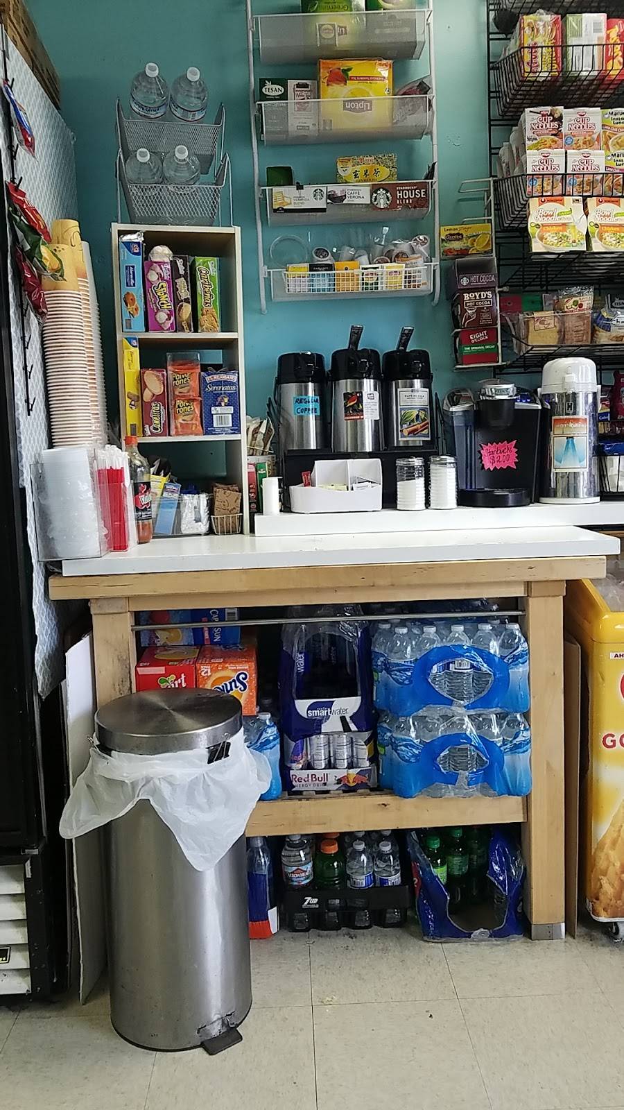 Yumi Deli | restaurant | 6303 Mission St, Daly City, CA 94014, USA | 6507576302 OR +1 650-757-6302