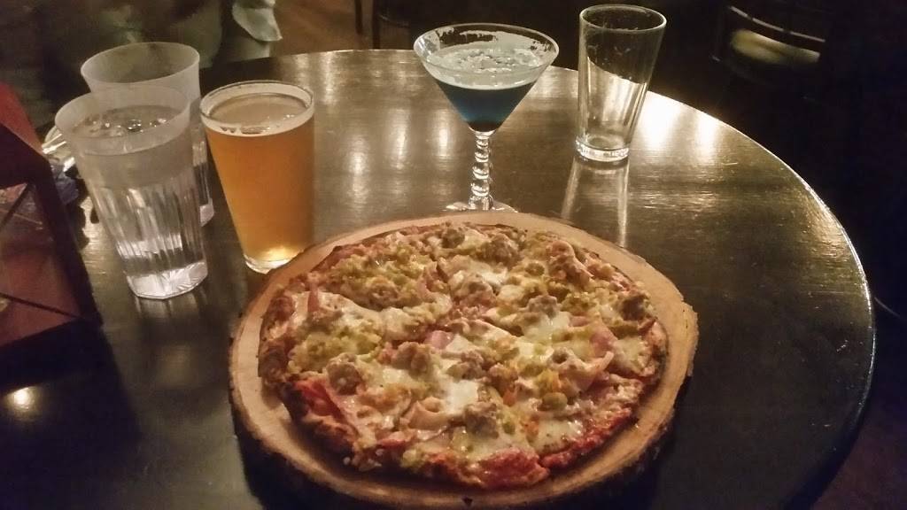 The Garden | restaurant | 200-204 Cedar St, New Berlin, IL 62670, USA | 2173131890 OR +1 217-313-1890