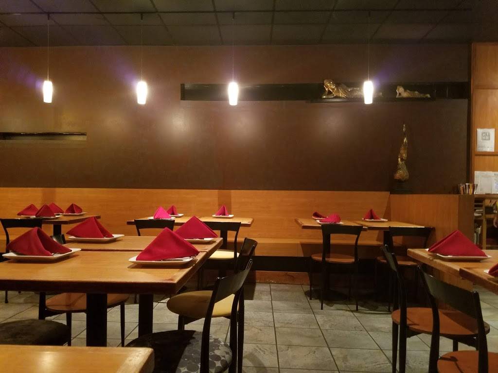 Thai Chef | restaurant | 4133 18th St, San Francisco, CA 94114, USA | 4155512433 OR +1 415-551-2433