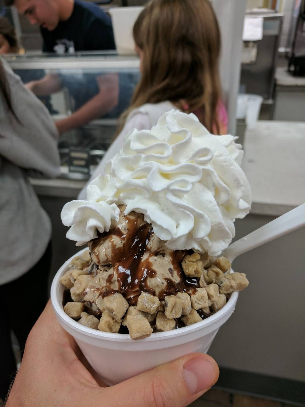 Hoffmans Ice Cream | bakery | 800 Richmond Ave, Point Pleasant, NJ 08742, USA | 7328920270 OR +1 732-892-0270