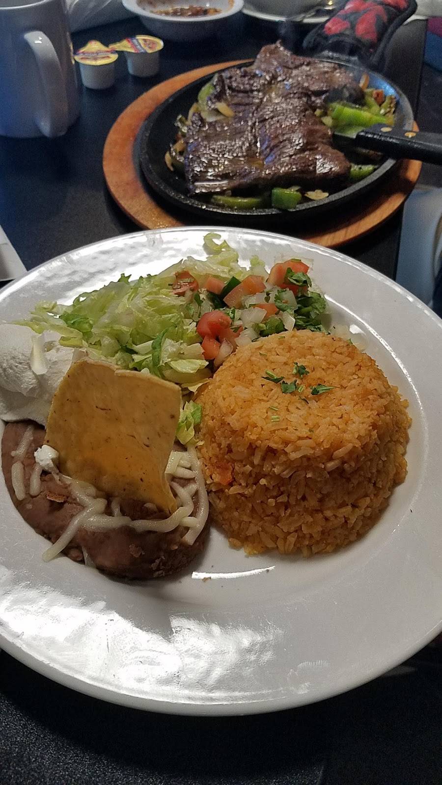 La Chaparrita | restaurant | 7207 Fegenbush Ln, Louisville, KY 40228, USA | 5029163601 OR +1 502-916-3601