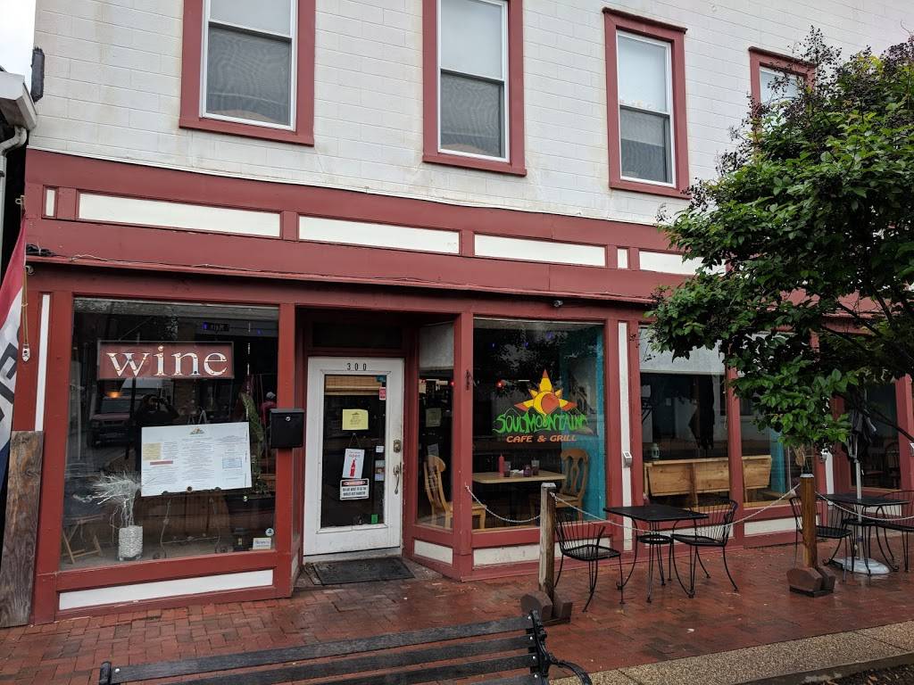 Soul Mountain Cafe & Grill | restaurant | 300 E Main St, Front Royal, VA 22630, USA | 5406361185 OR +1 540-636-1185