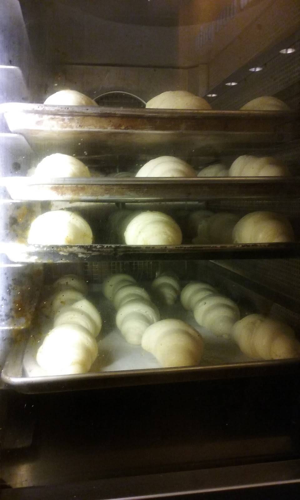 Au Bon Pain | bakery | Christian Science Center- Belvidere/ Dalton, 1 International Pl, Boston, MA 02110, USA | 6174390116 OR +1 617-439-0116